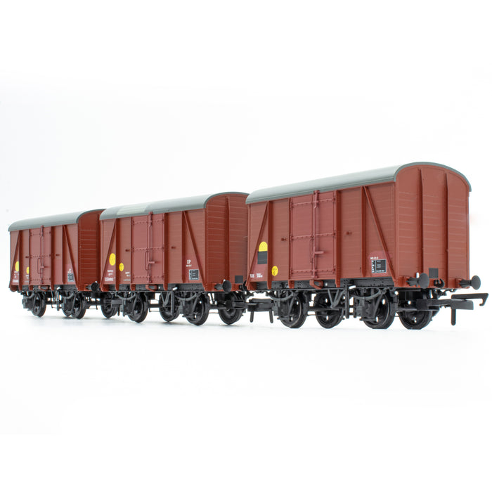 SR Tadpole ex-D1479 Van - British Railways Departmental - Triple Pack